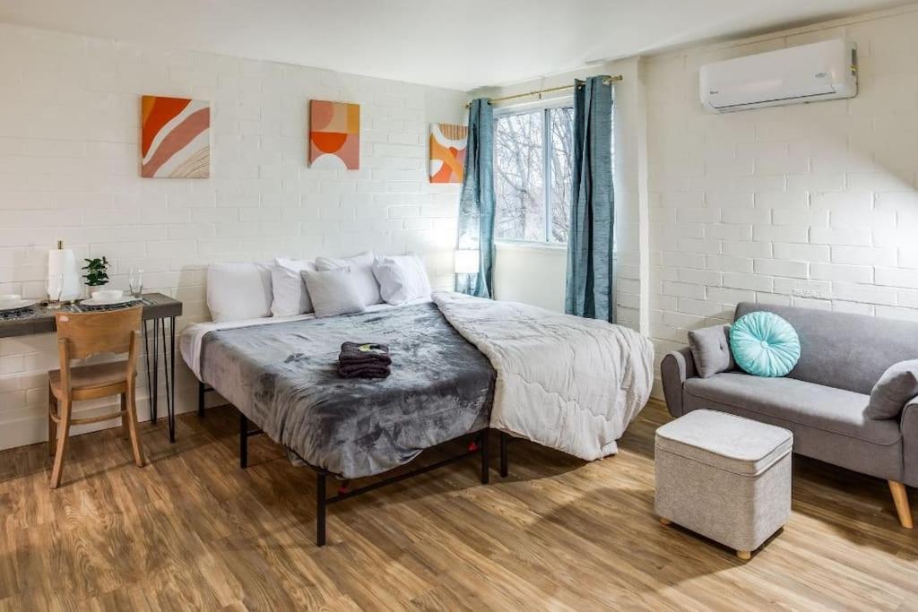Studio W/ King Bed Near Dwtn Rochester Ngoại thất bức ảnh